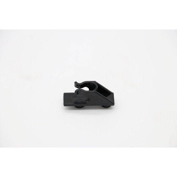 SC235B - Shelf Clip 16 (Om)