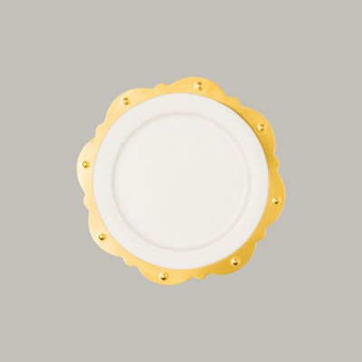 Teller festoniert aus...