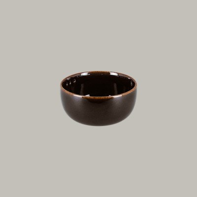 Schale mit Löchern aus...