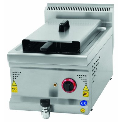 Electric and gas fryers